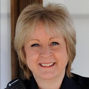 Meet your Posher, Marion